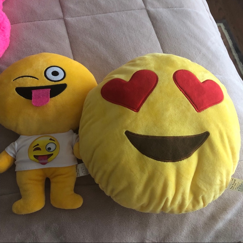 Emoji dolls